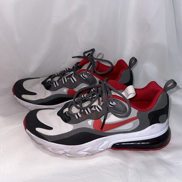 Nike Air Max 270 React shoes - Picture 5 of 5